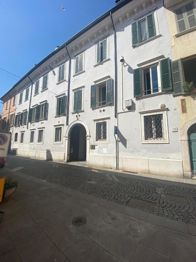 Intero Appartamento. San Giovanni Uno Bréscia Exterior foto